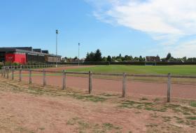 Stade d'Yvremont à Olivet